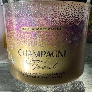 Bath & Body Works Glittered Gold & Pink Champagne Scented Candle